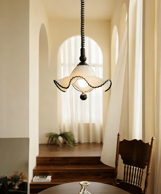 Ruffled Shade Pendant Lamp