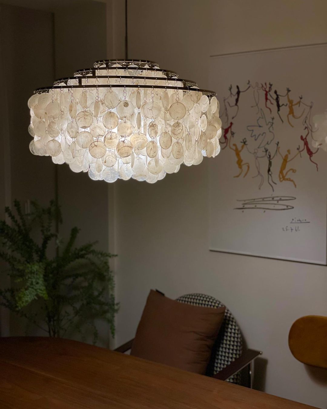 Round Shell Chandelier