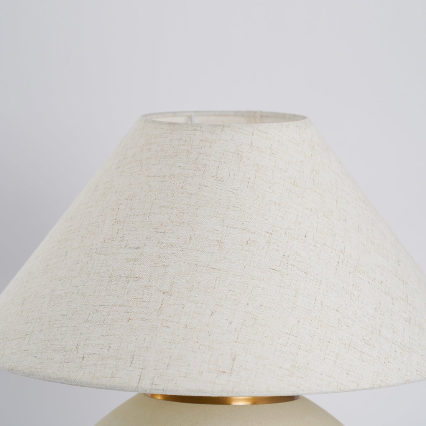 مصباح طاولة ديكر 