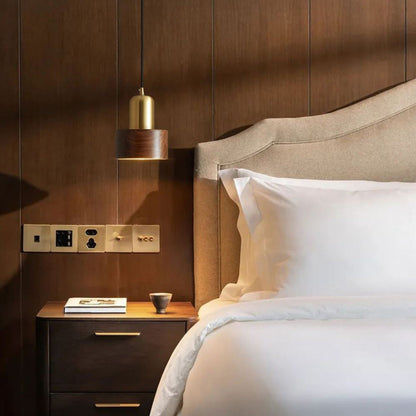 مصباح معلق من Composer 