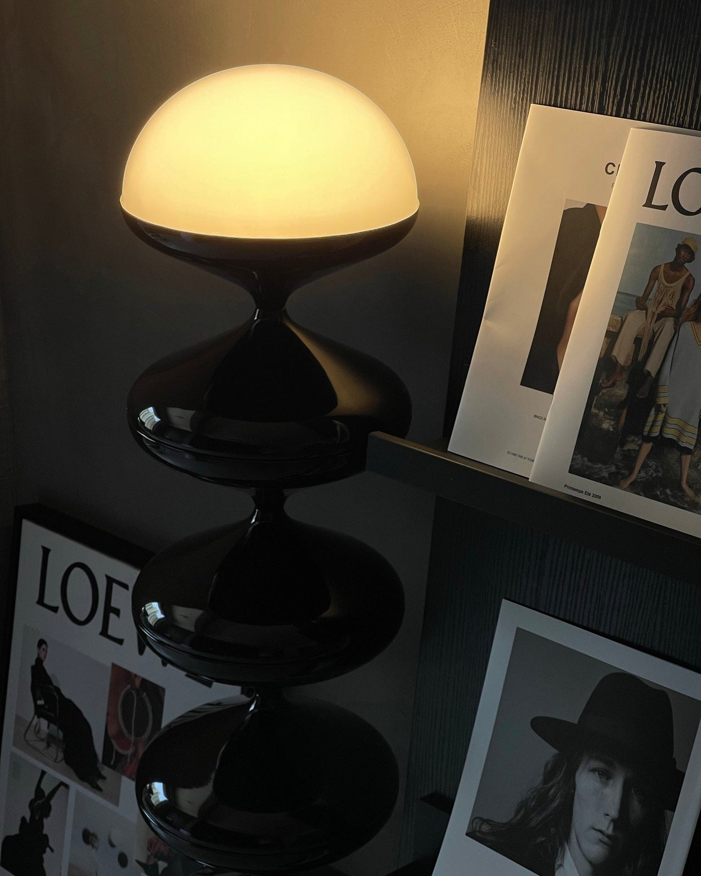 مصباح أرضي على شكل قرع 