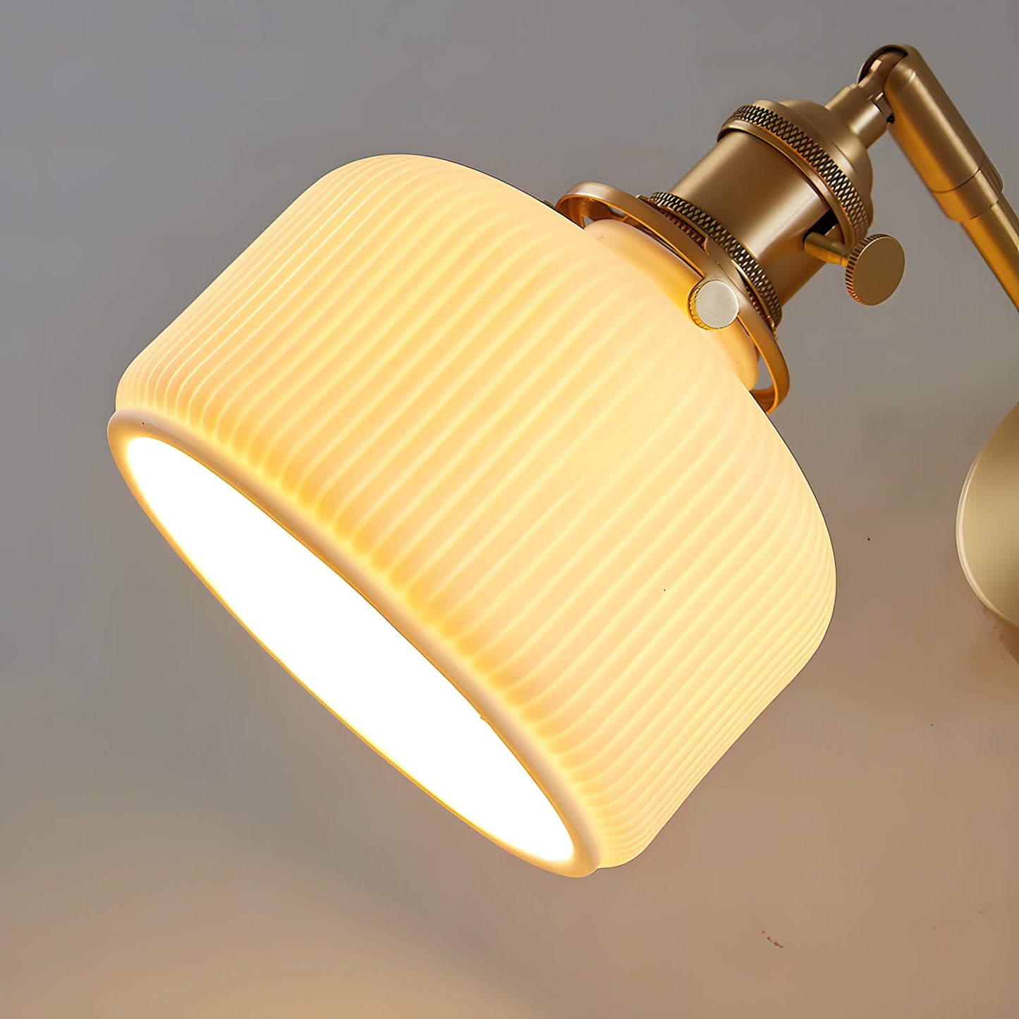 مصباح حائط سيلين 