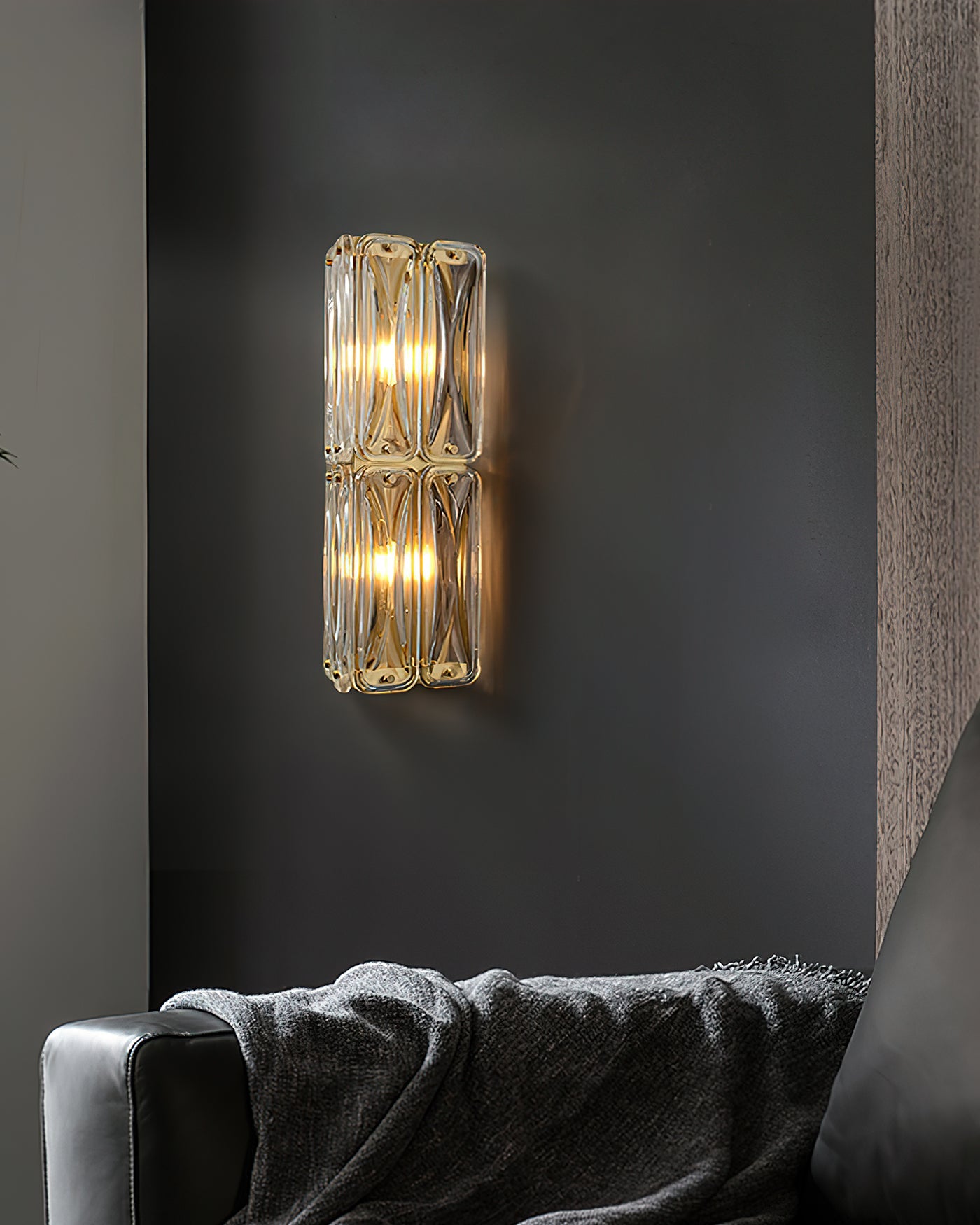 Amaris Wall Light
