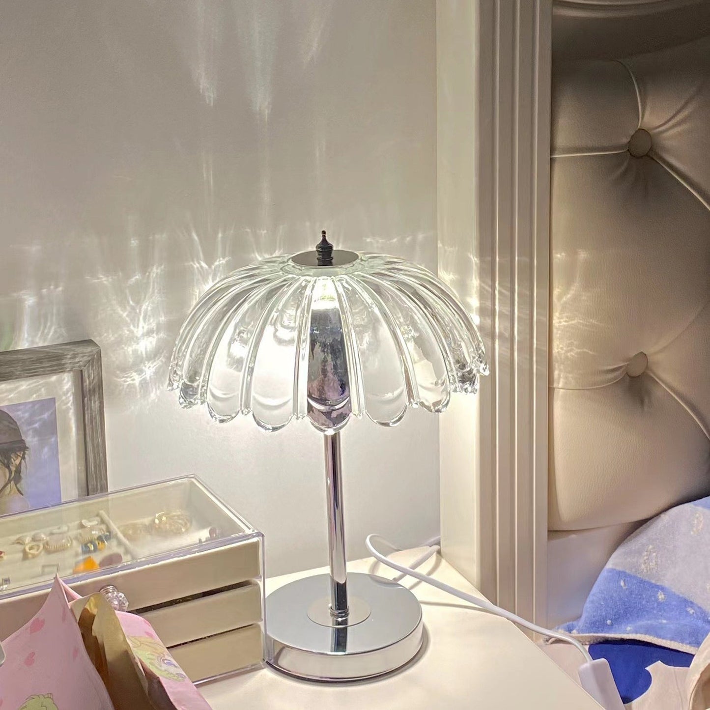 Lotus Table Lamp