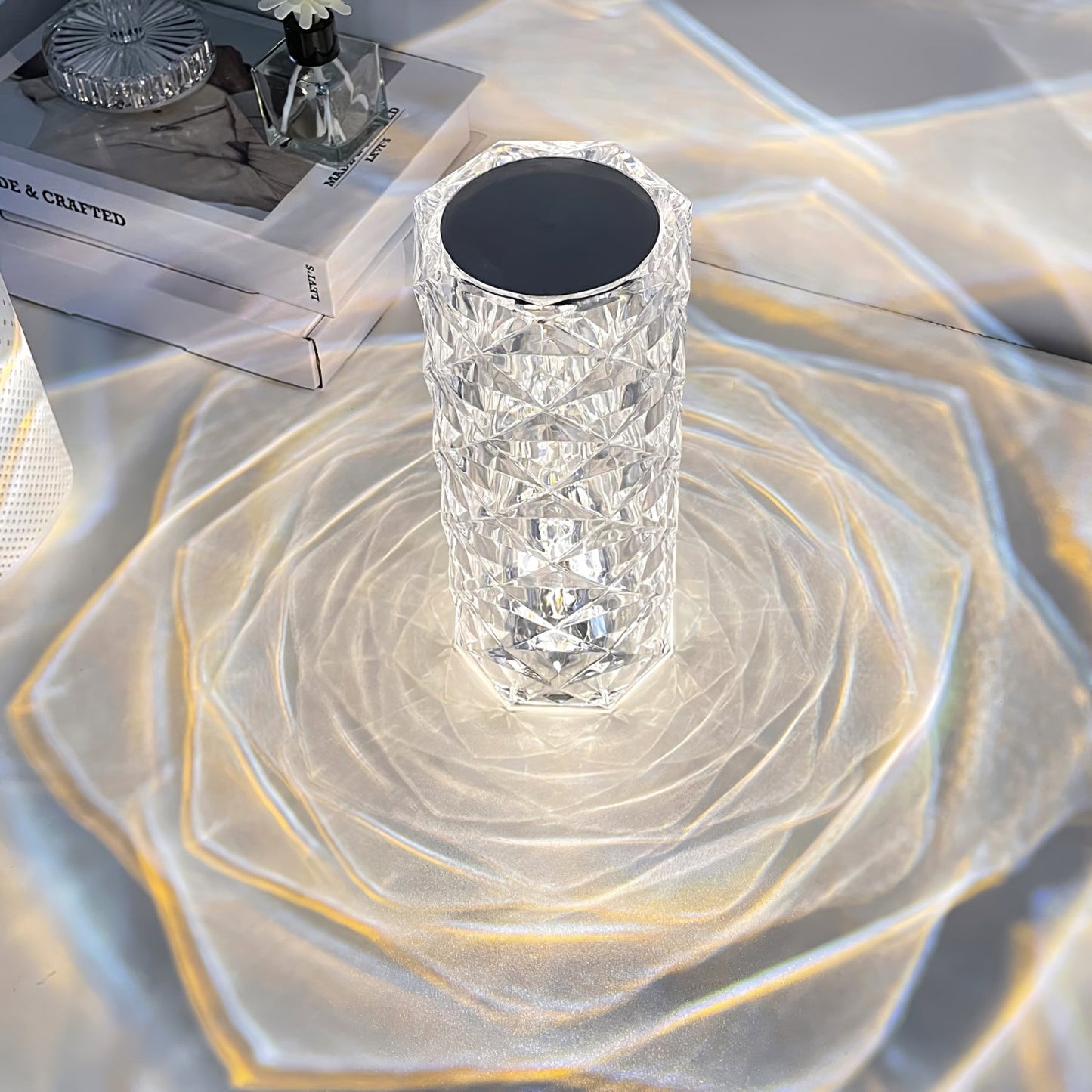 Diamond Cut Table Lamp