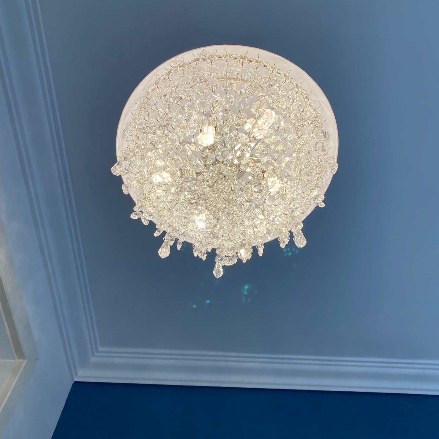 Luxurious Crystal Pendant Lamp