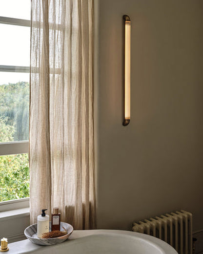 Kymi Wall Light