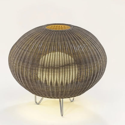Garota Table Lamp