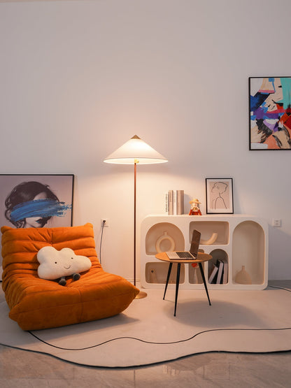 Rattan Circle Waiting Floor Lamp