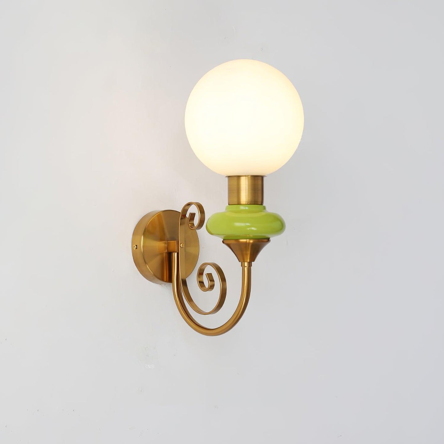 مصباح حائط من العقيق 