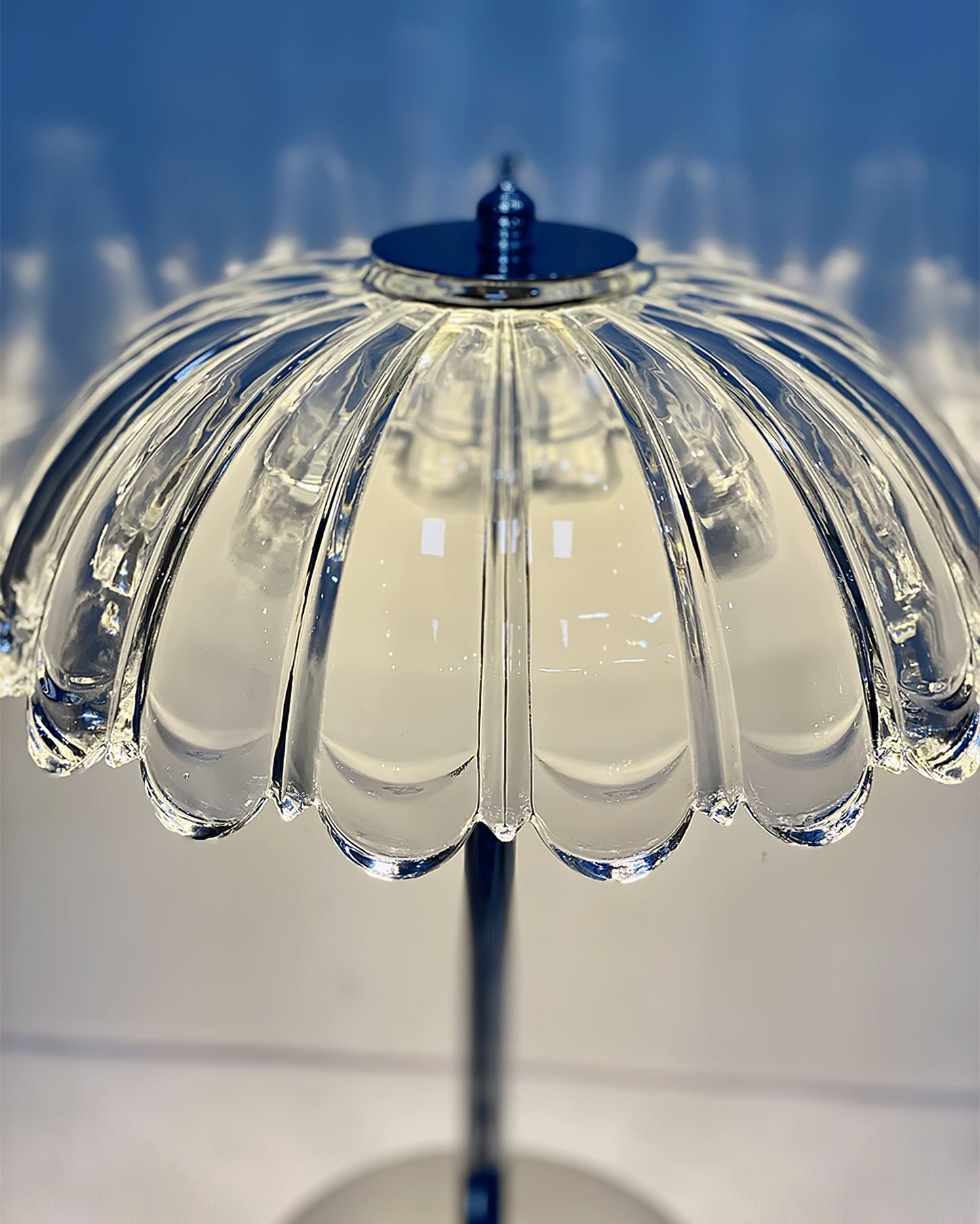 Lotus Table Lamp