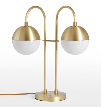 مصباح طاولة من خشب الأرز والطحالب 