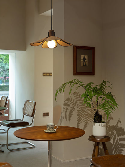 مصباح دلفينا المعلق 