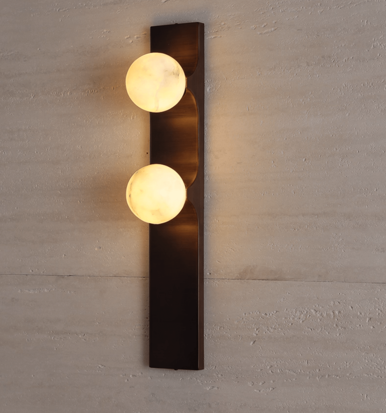 Geo Lumen Bar Alabaster Wall Sconce