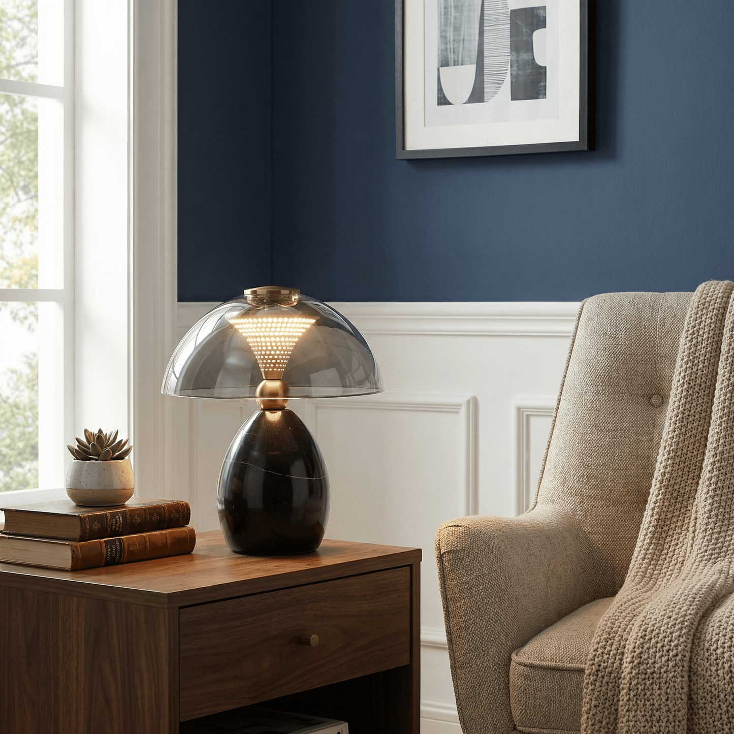 Noctra Halo Table Lamp