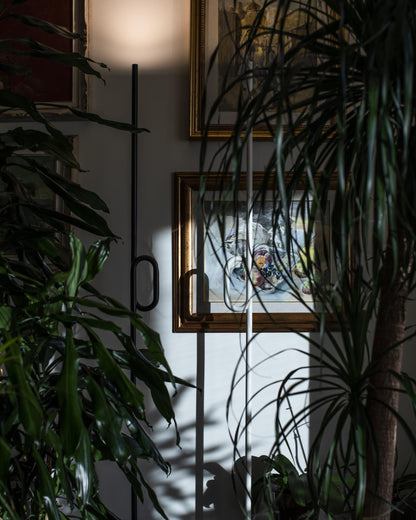 Tobia Floor Lamp
