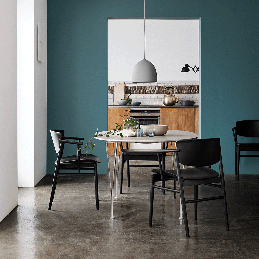 Suspense Pendant Light