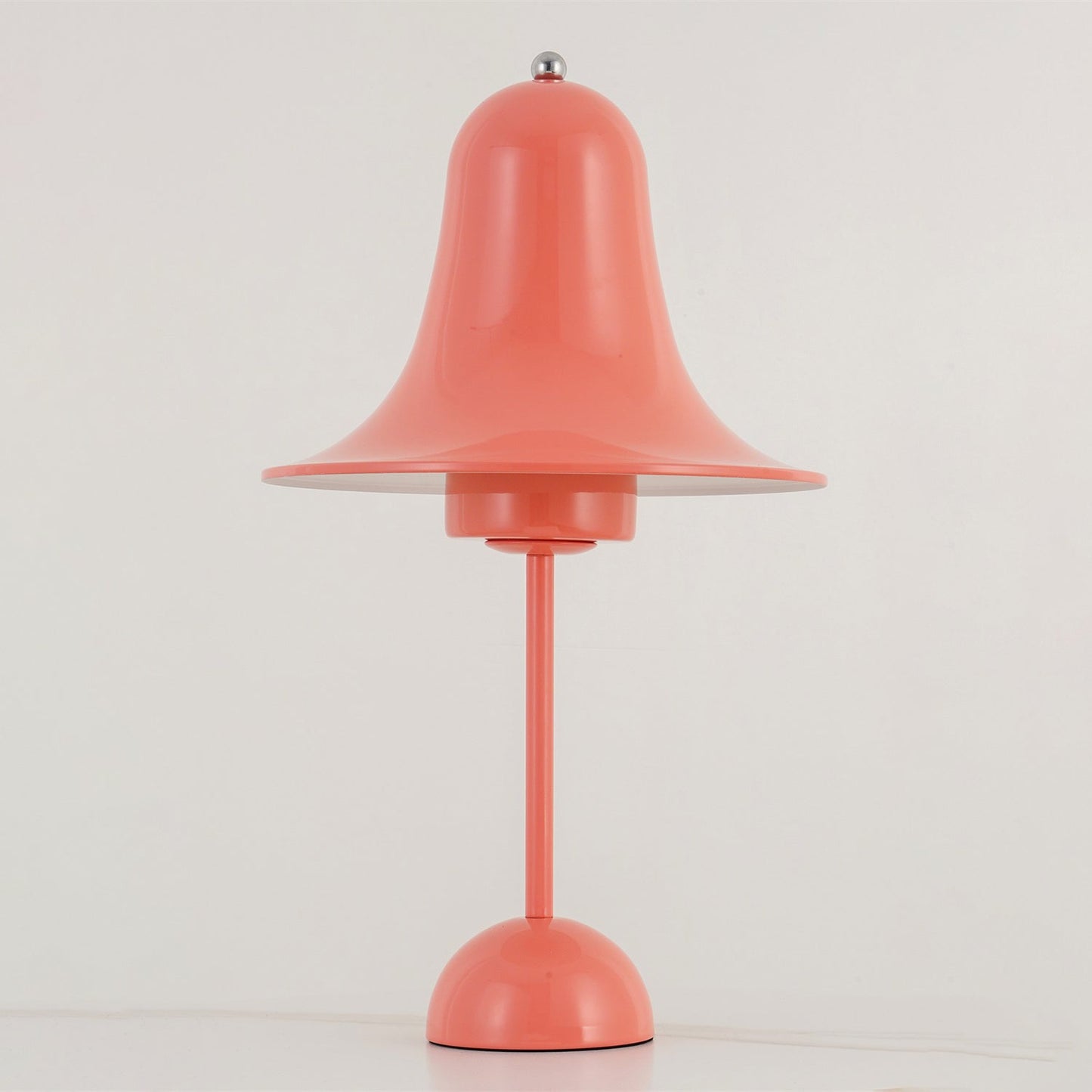 مصباح طاولة بانتوب 