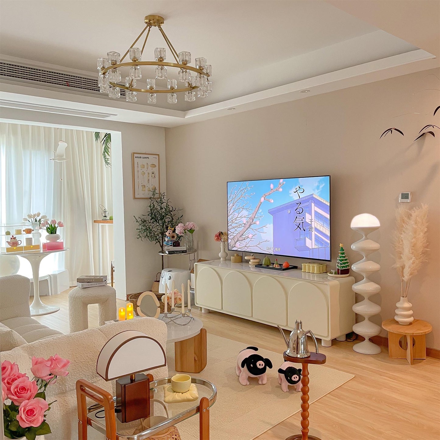 مصباح أرضي على شكل قرع 