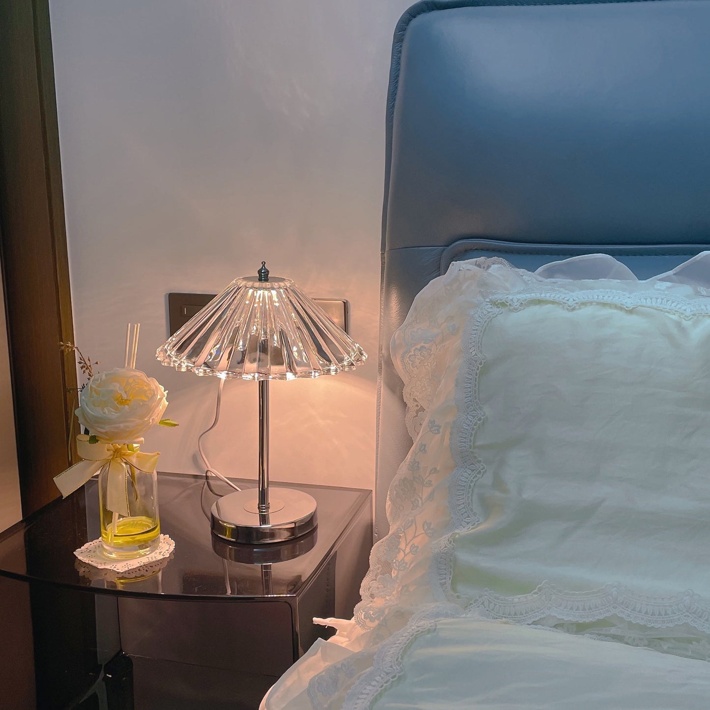 Savoye Table Lamp