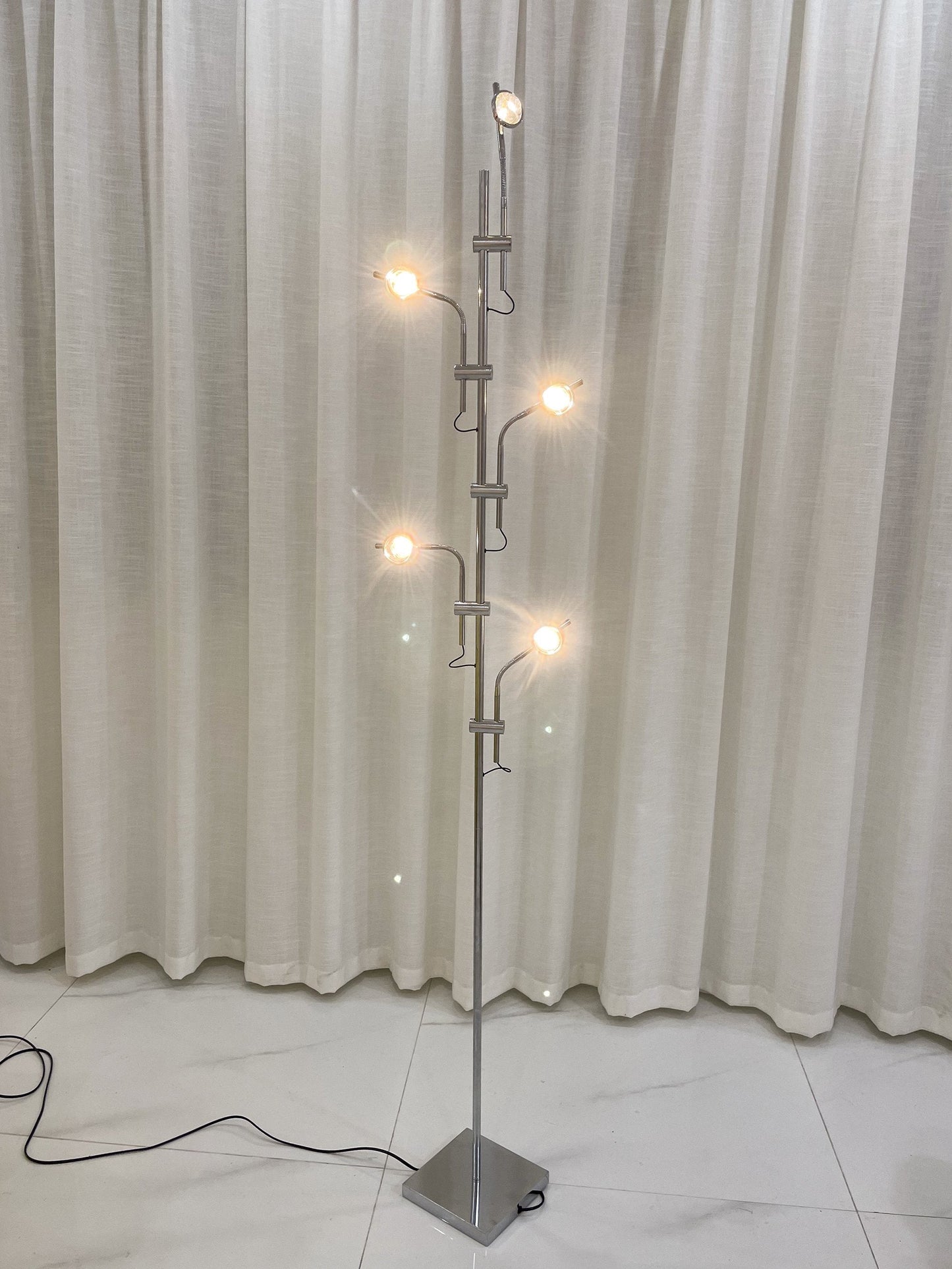 Wa Wa Floor lamp