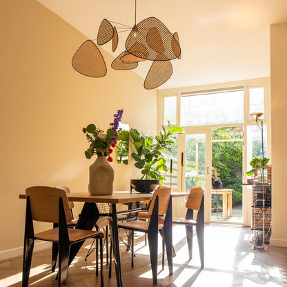 Screen Cannage Suspension