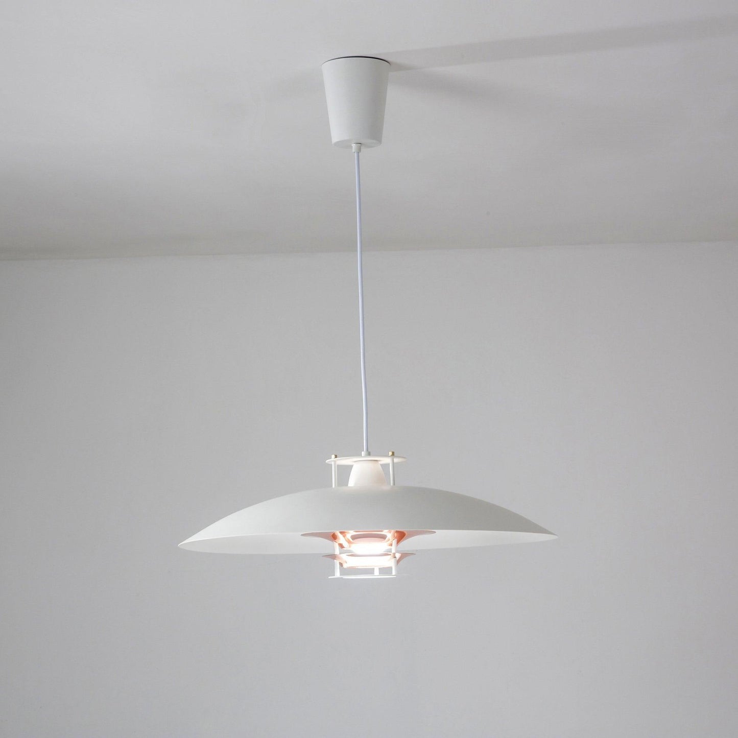 JL 341 Pendant Light