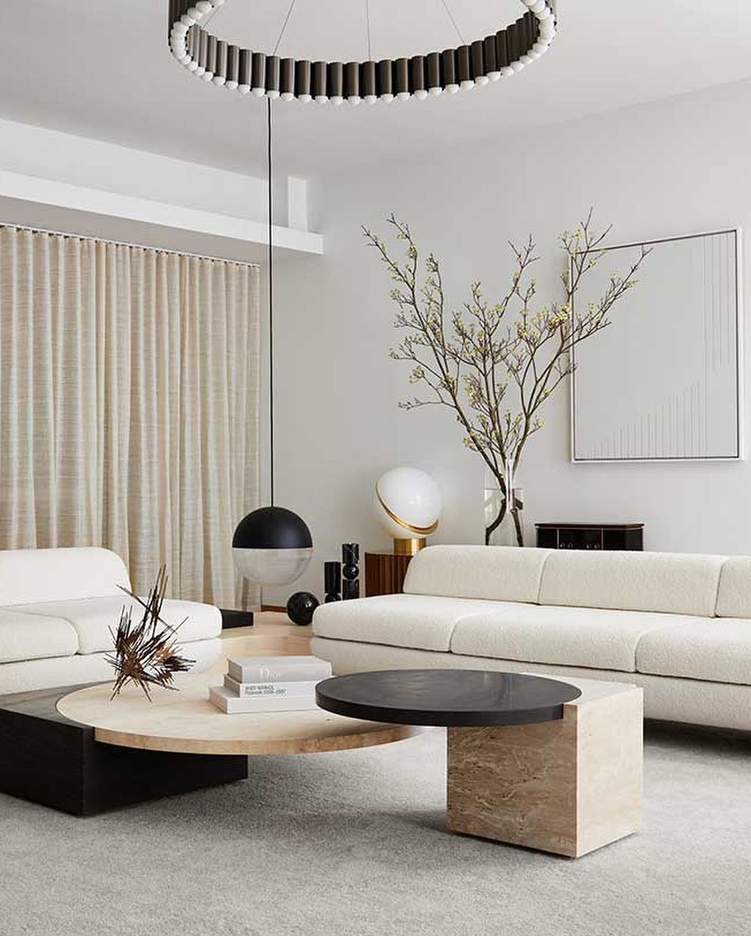 مصباح طاولة هلالي 