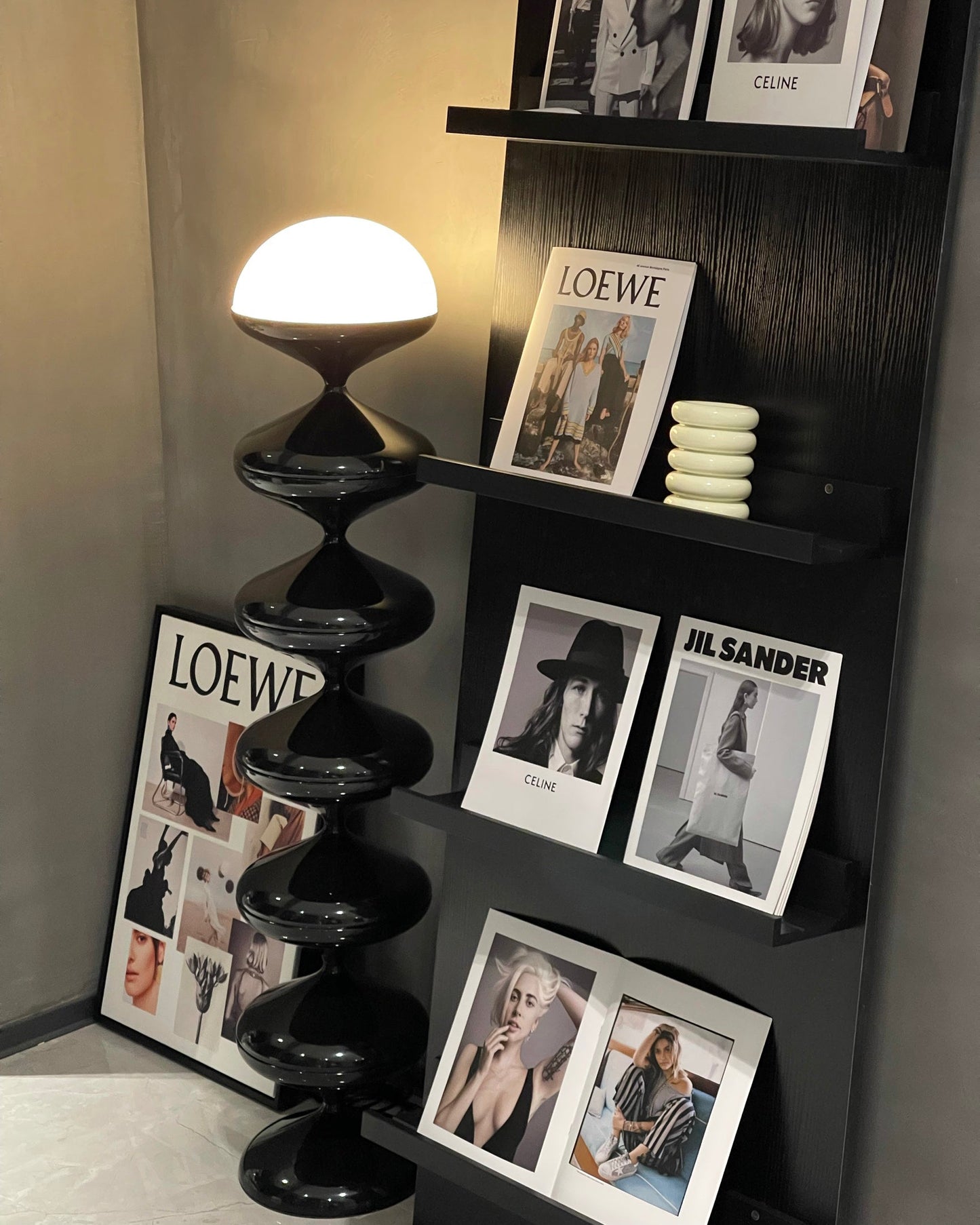 مصباح أرضي على شكل قرع 