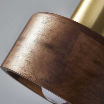 مصباح معلق من Composer 