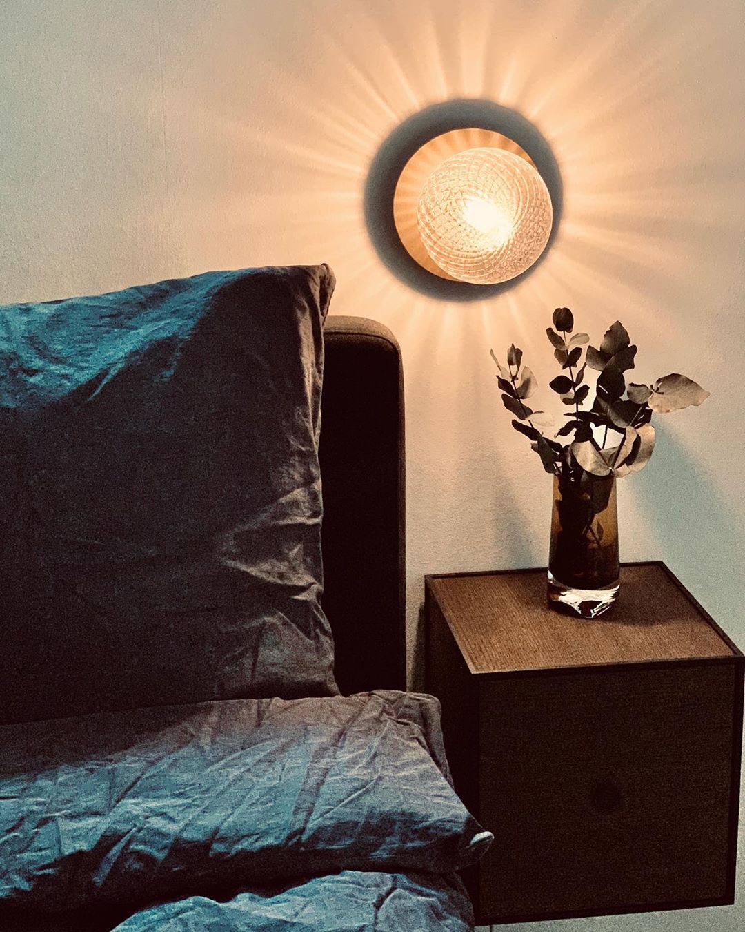Liila Wall Lamp