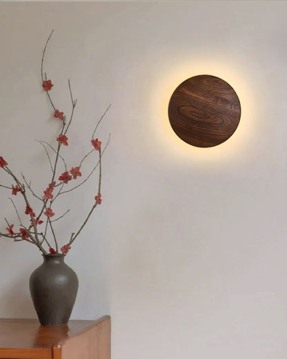 Claudo Wall Lamp