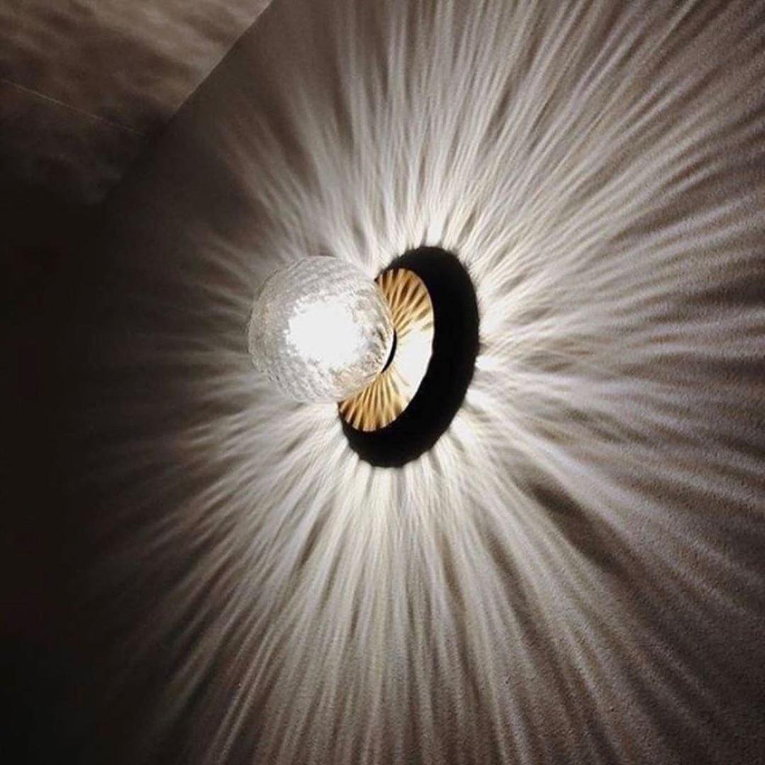 Liila Wall Lamp