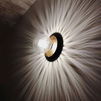Liila Wall Lamp