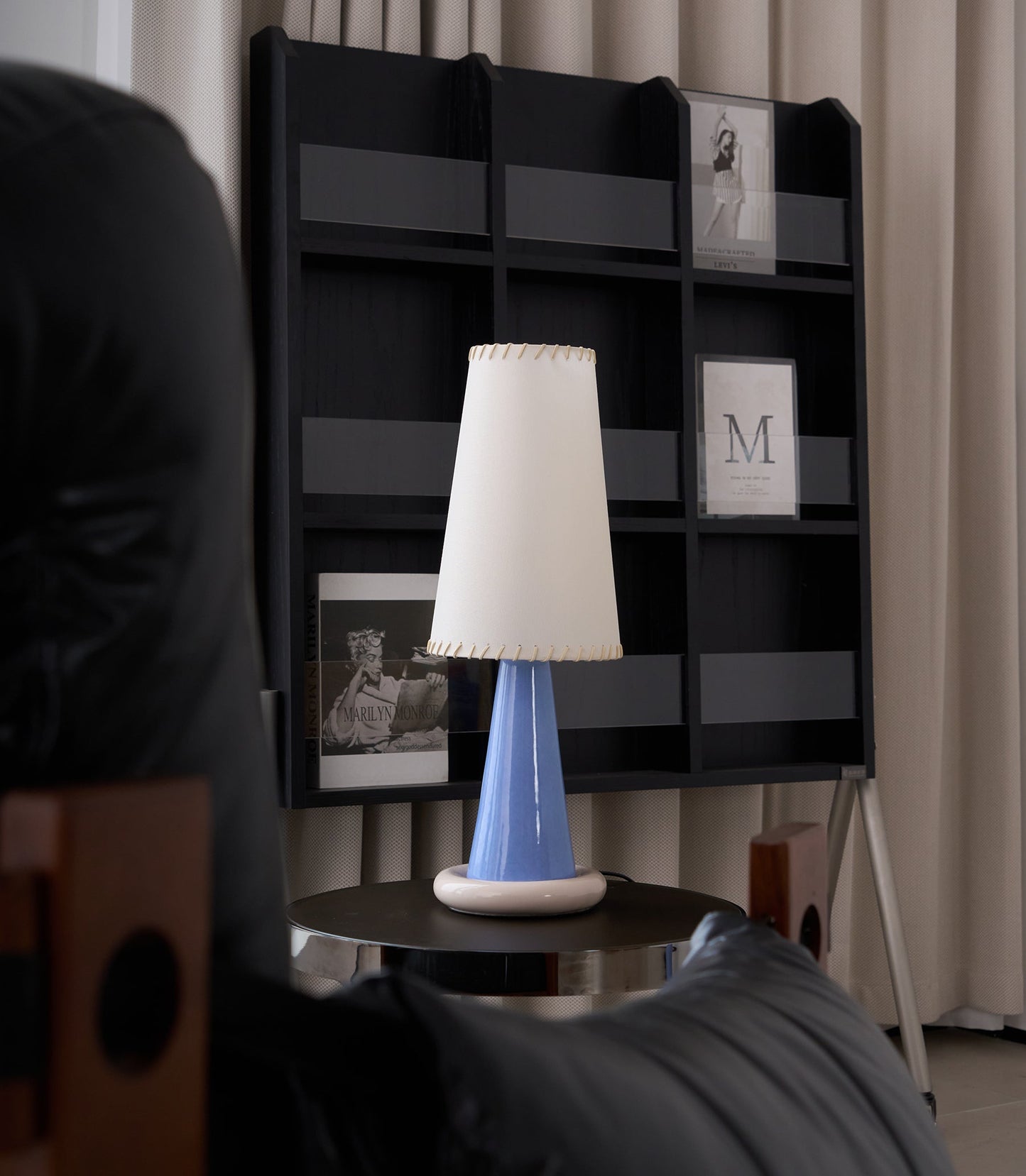 Ceramic Loop Table Light