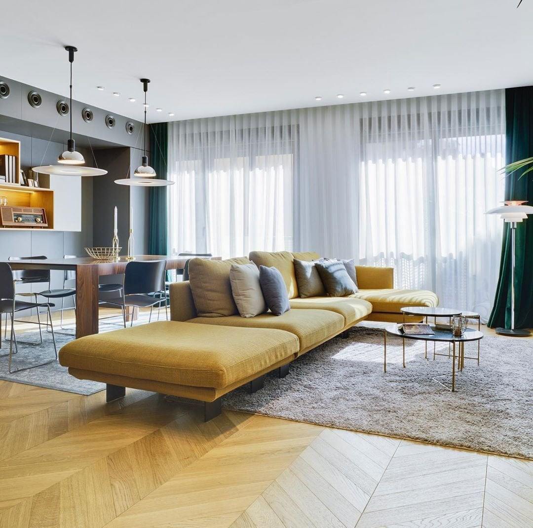 Frisbi Pendant Light