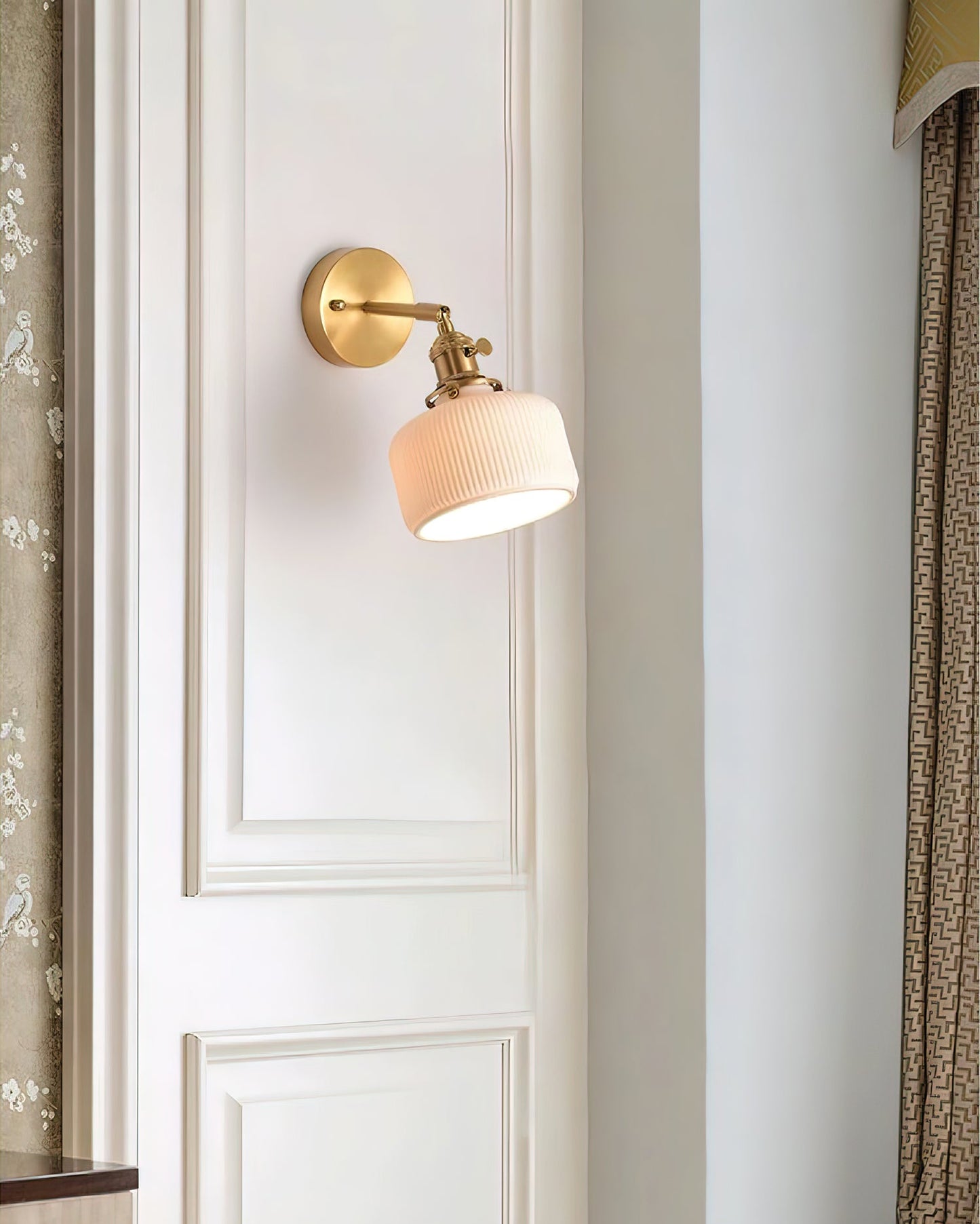 مصباح حائط سيلين 