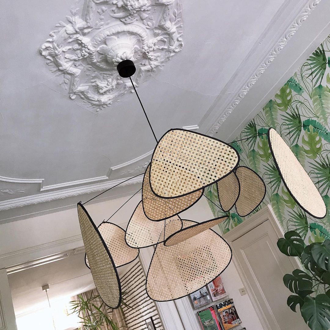 Screen Cannage Suspension