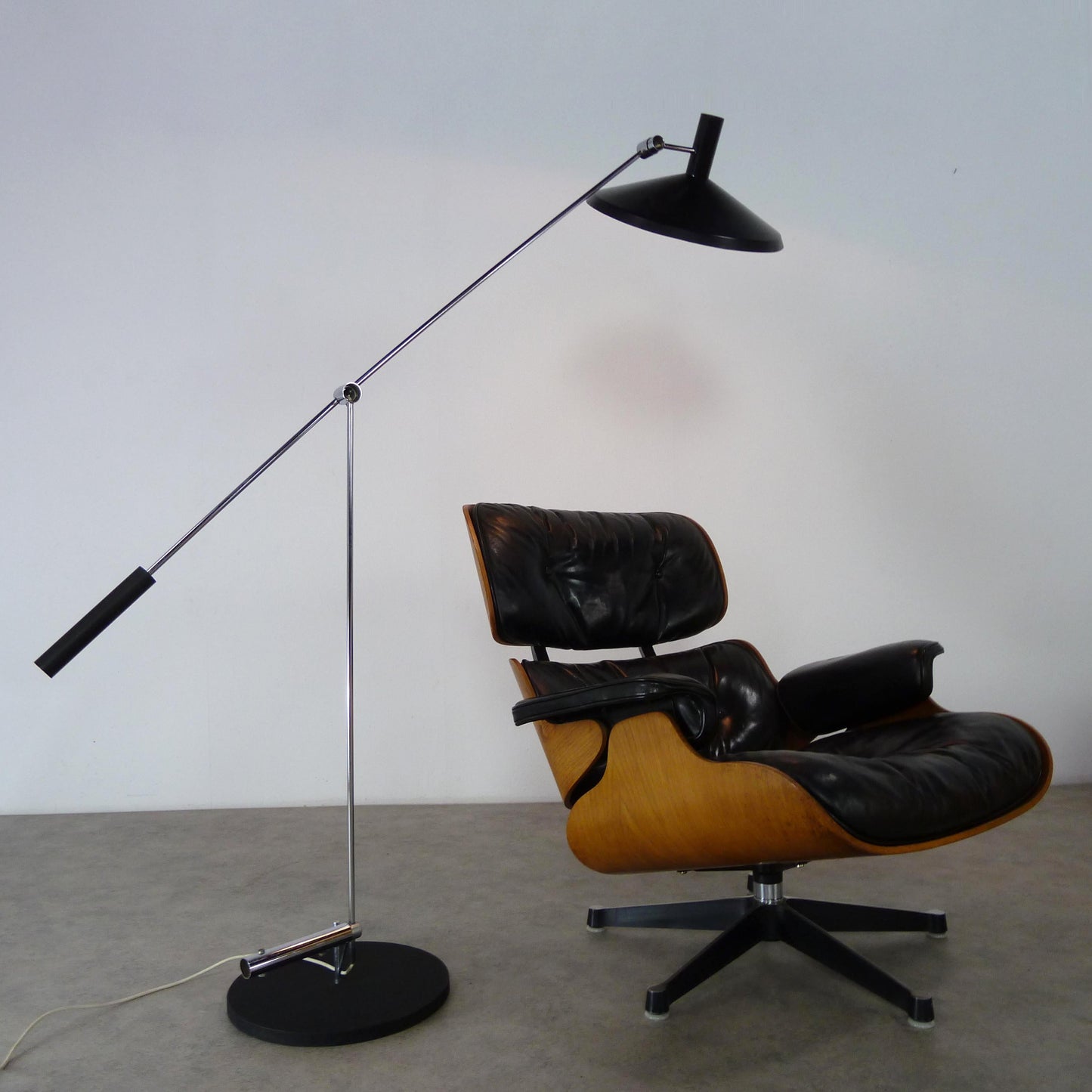 TYPE 600 Floor Lamp