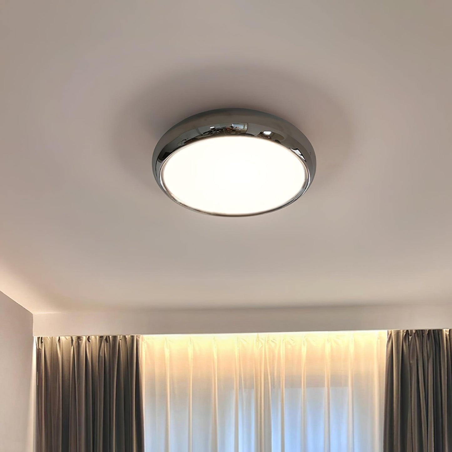 Hark Ceiling Lamp