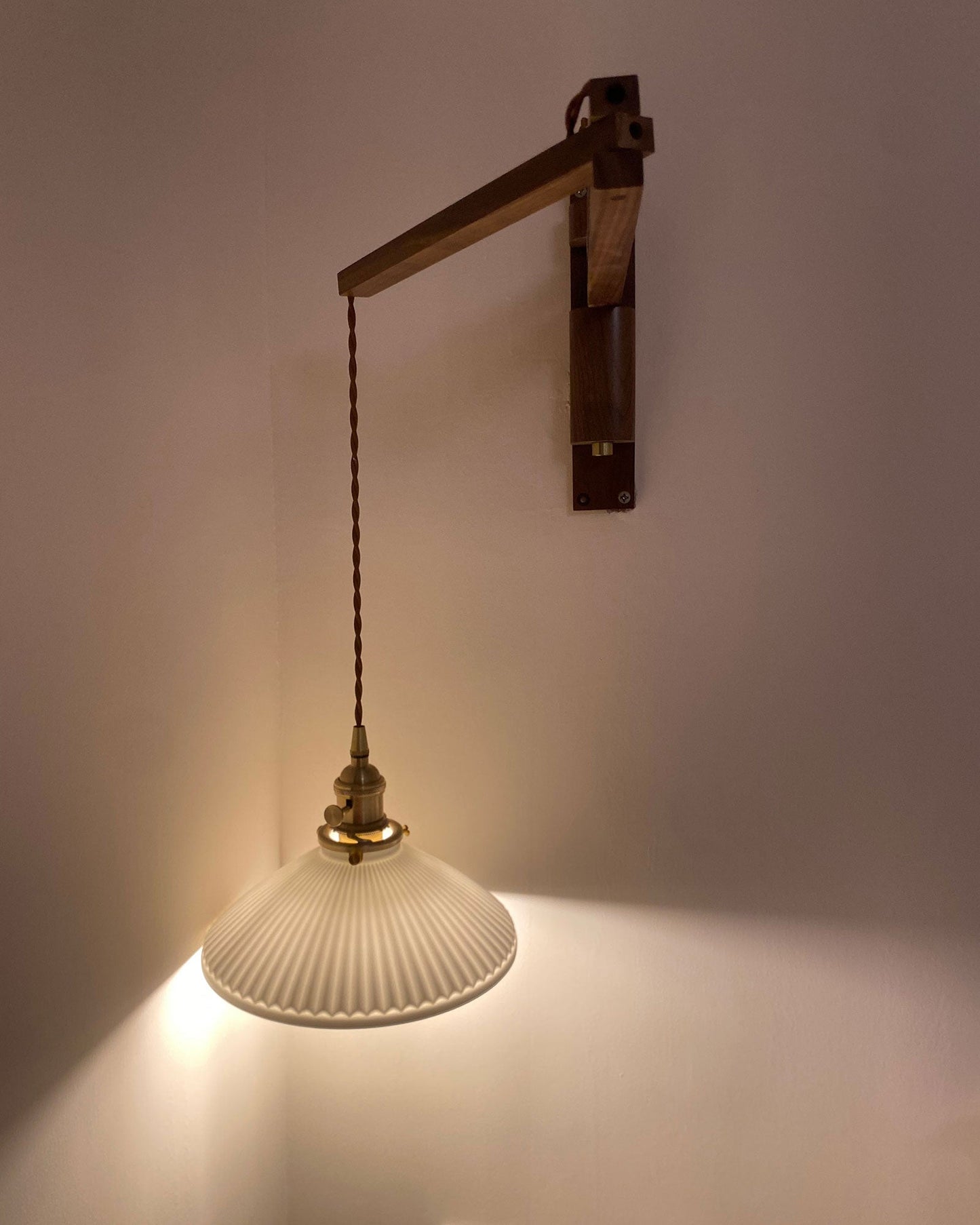 Walnut Telescopic Wall Lamp