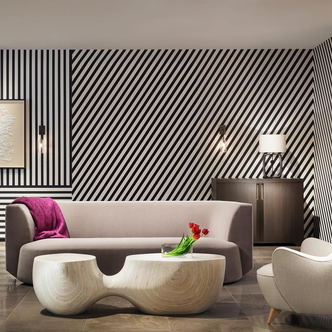 مصباح طاولة على شكل فلفل جرسي 