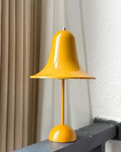 مصباح طاولة بانتوب 