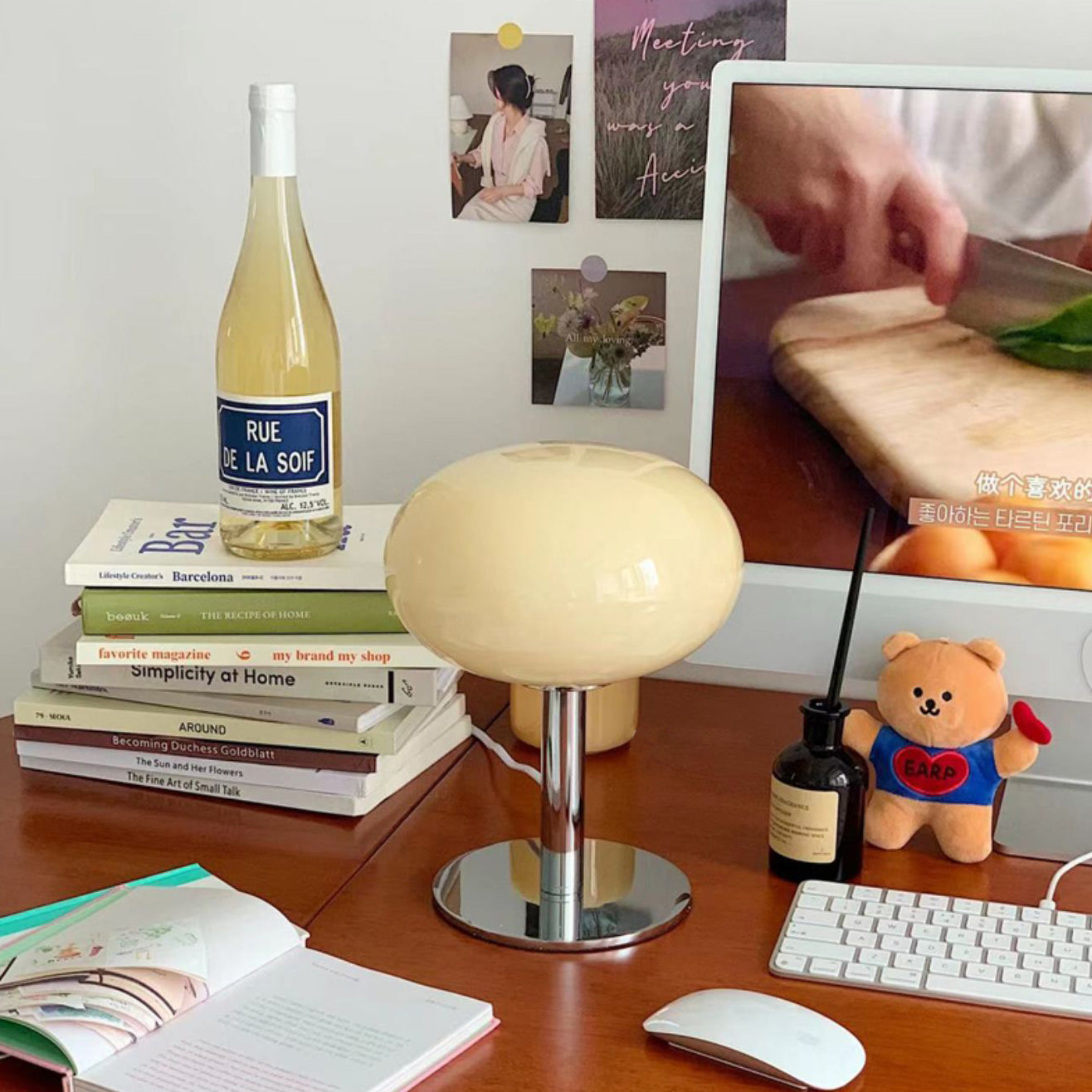 مصباح طاولة Am1n