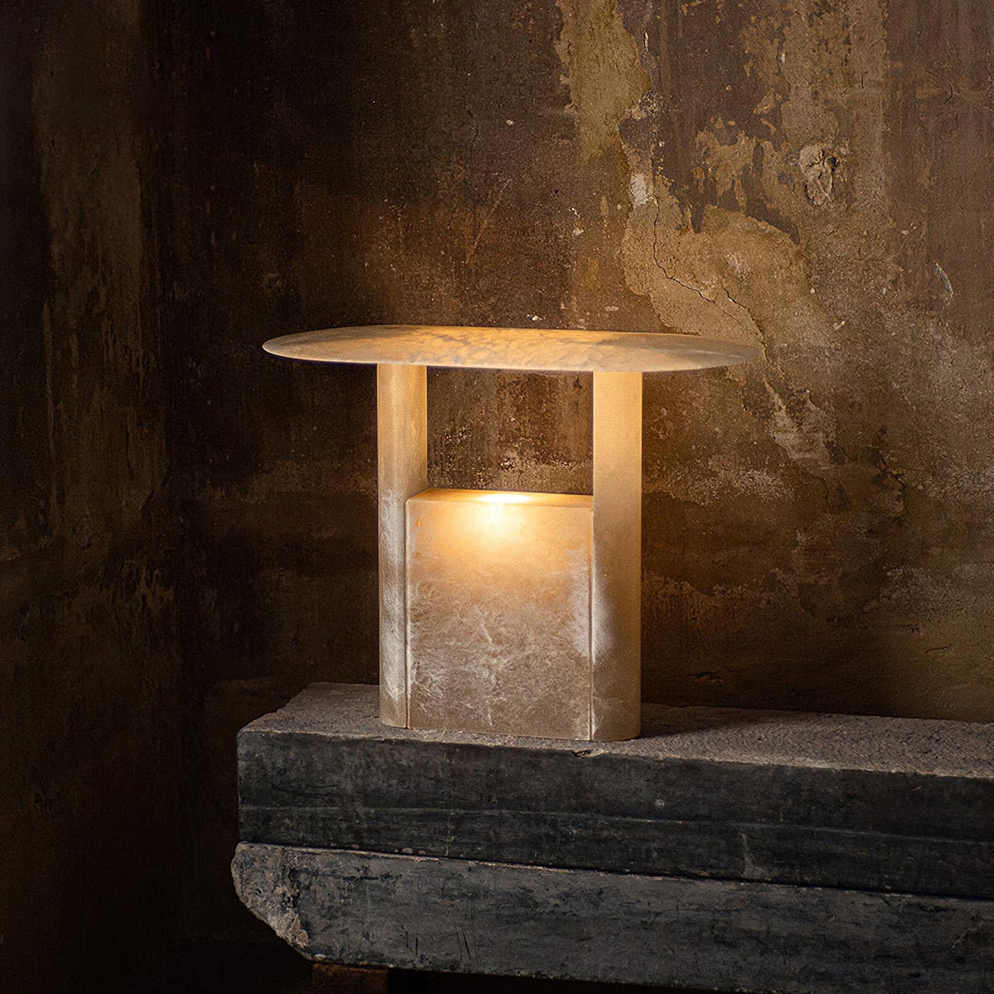 مصباح طاولة بياجيو