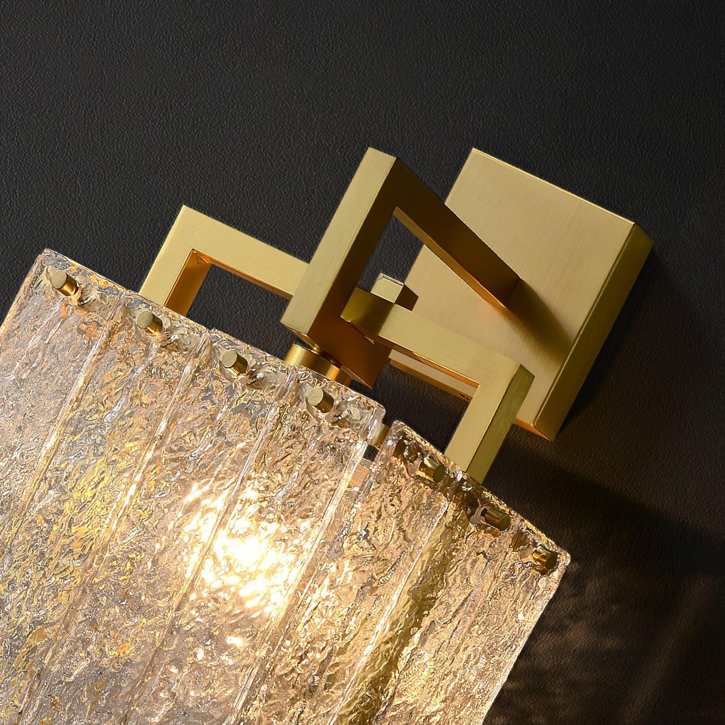 Milo Brass Wall Lamp