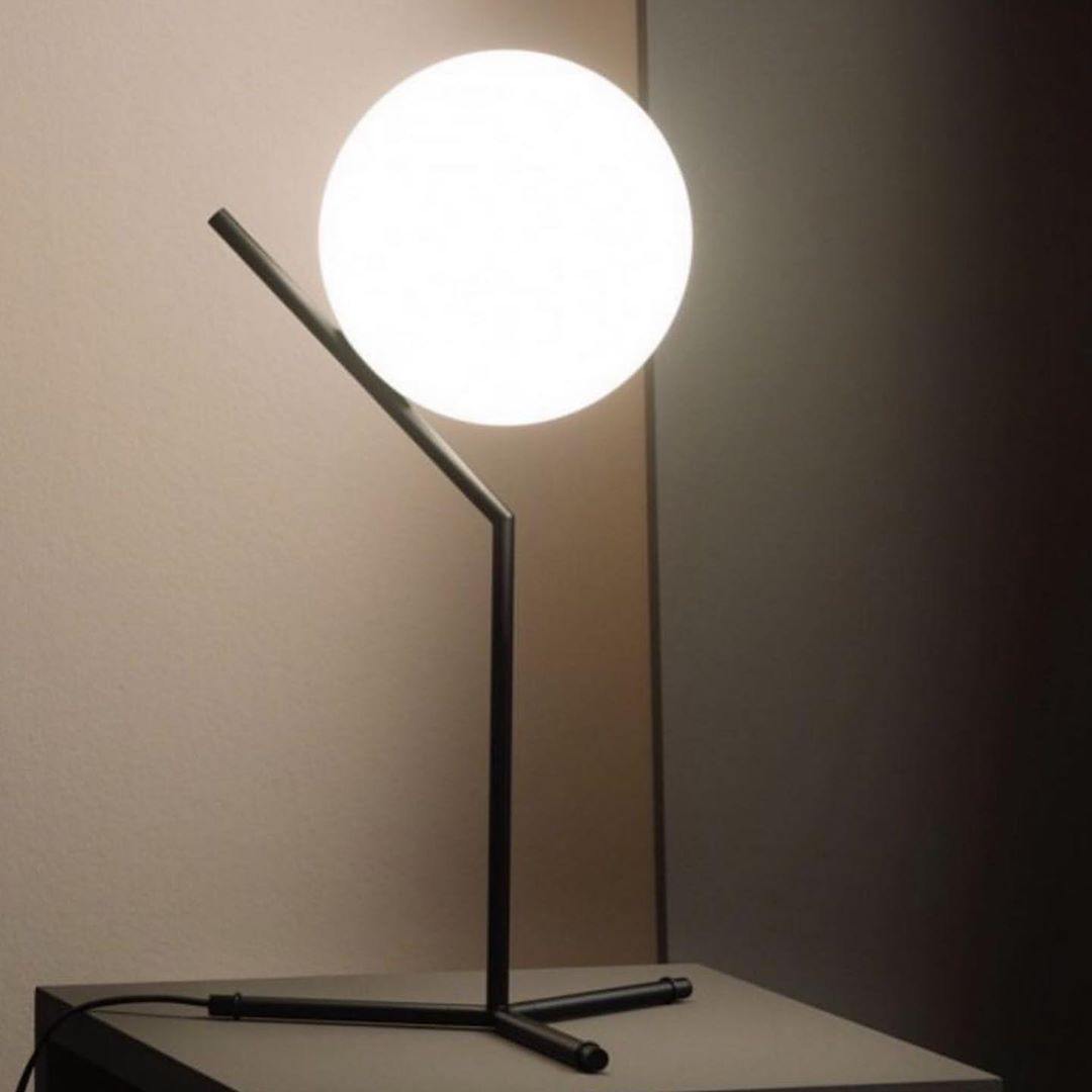 IC Lights Table Lamp