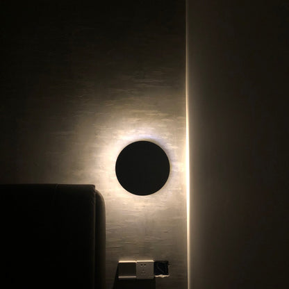 Pin Wall Lamp