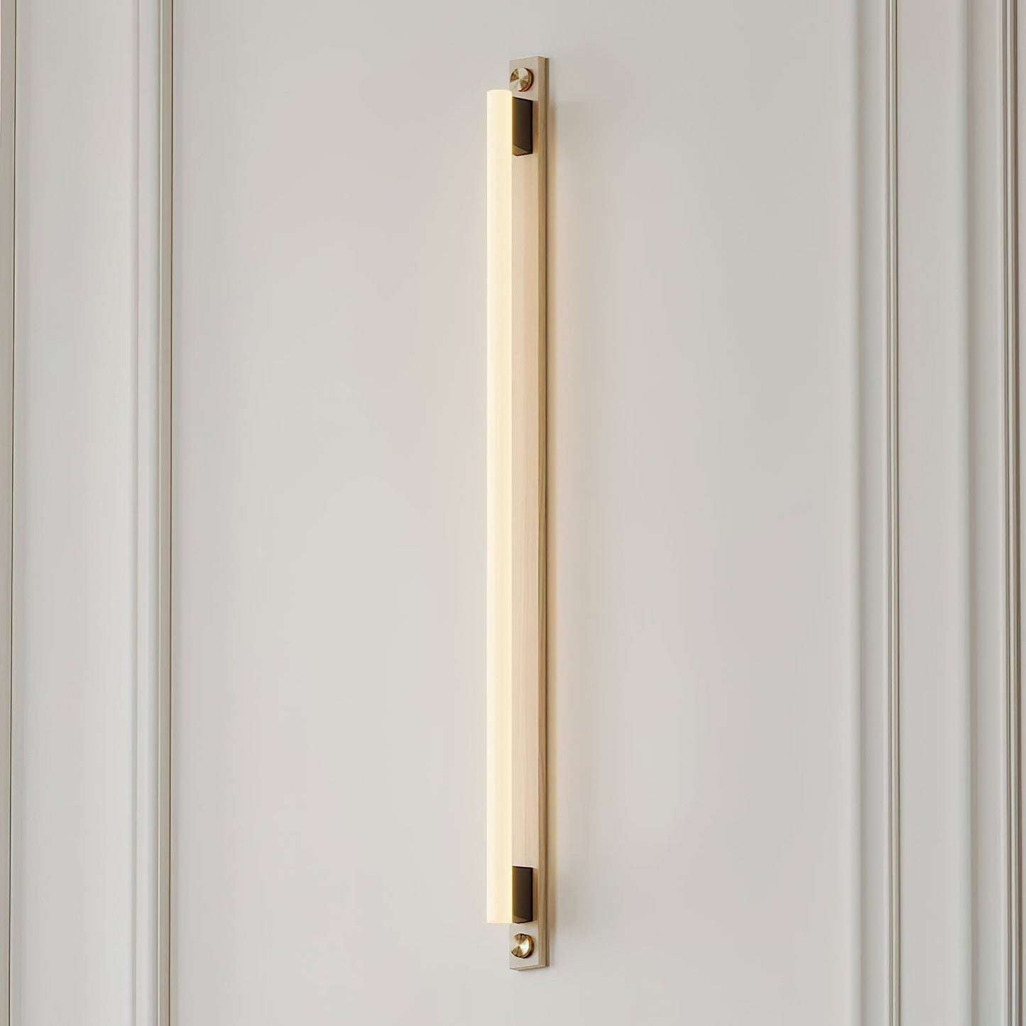 Loewe Wall Lamp