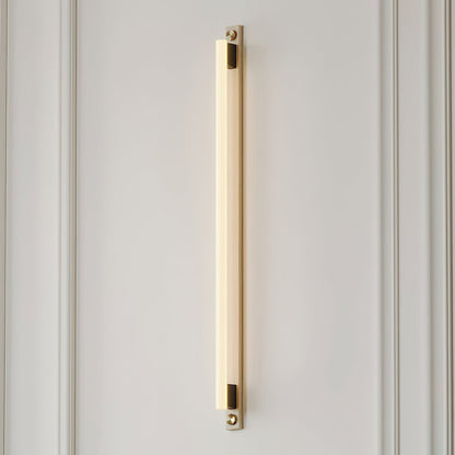 Loewe Wall Lamp